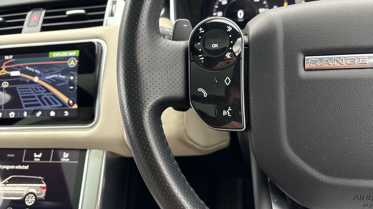 Land Rover Range Rover Sport Image 13