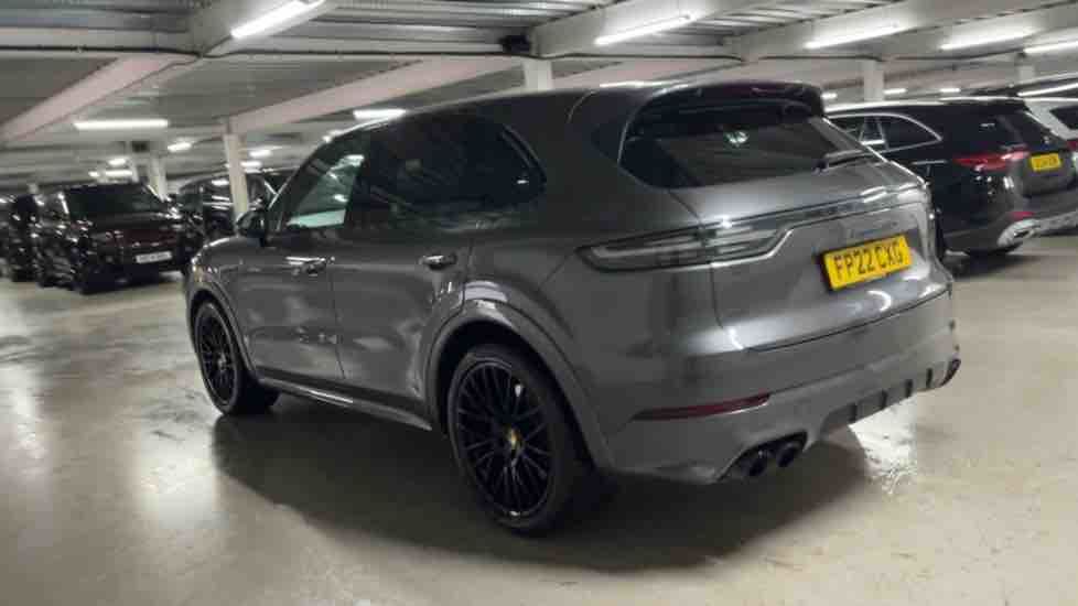 More views of Porsche Cayenne