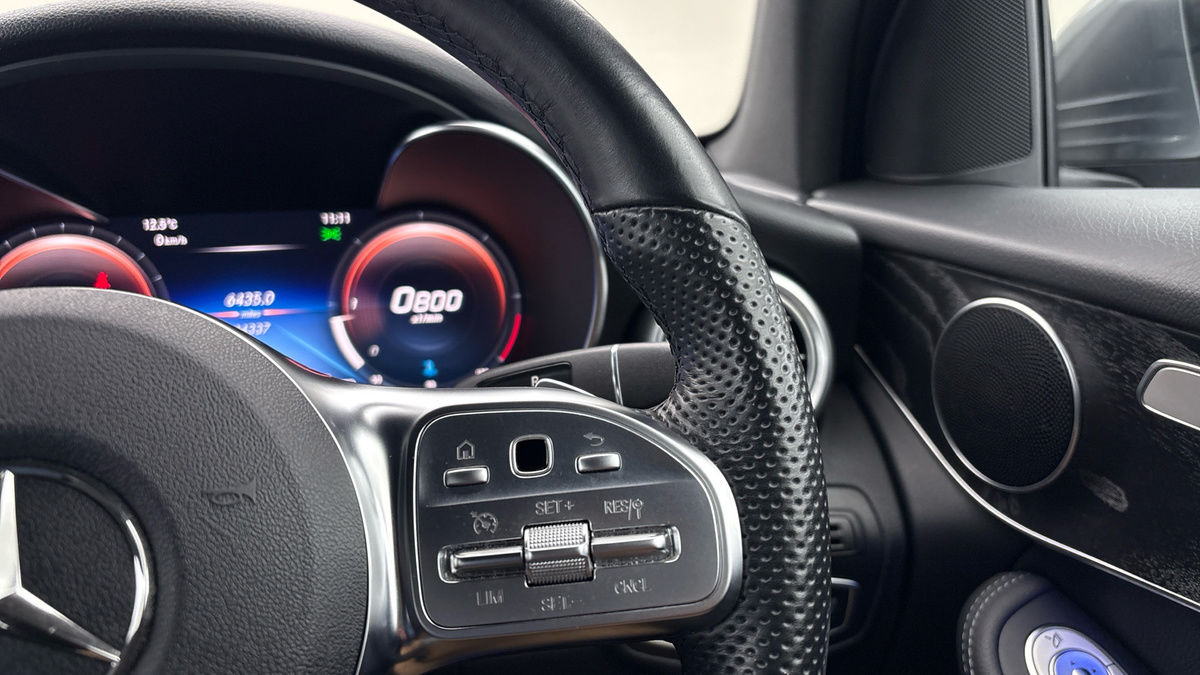 Mercedes-Benz GLC Image 14