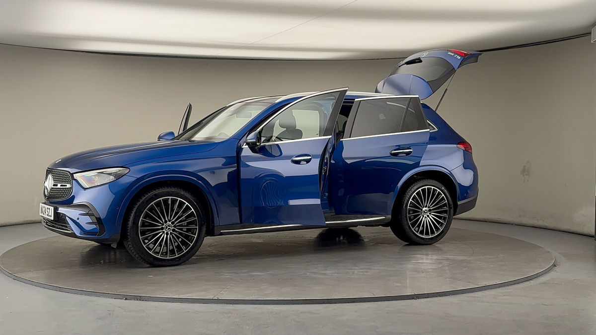 More views of Mercedes-Benz GLC