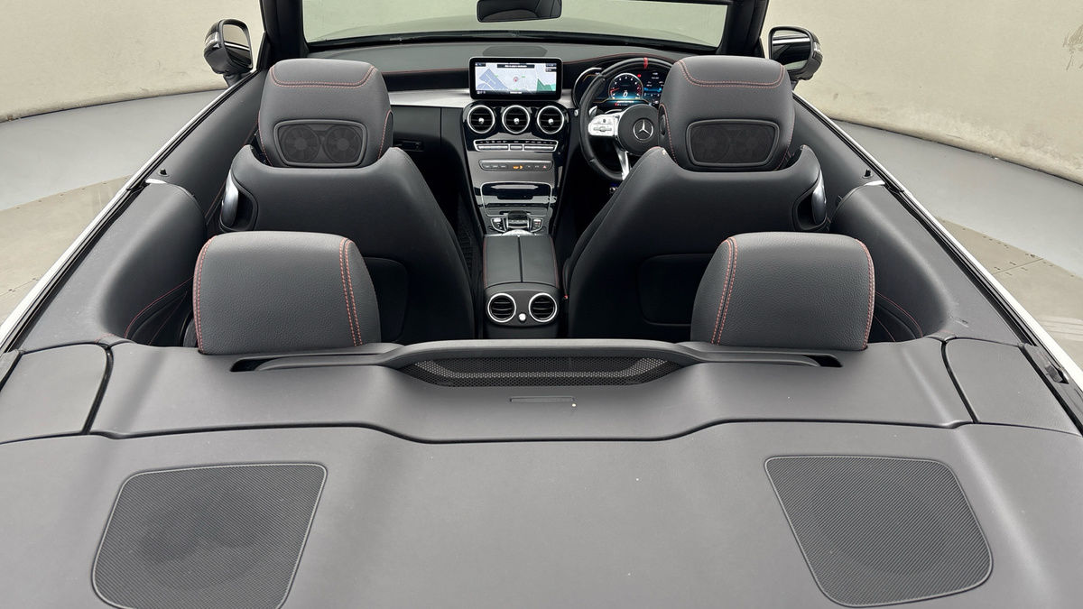 Mercedes-Benz C Class Image 6