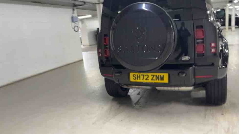More views of Land Rover Defender 90