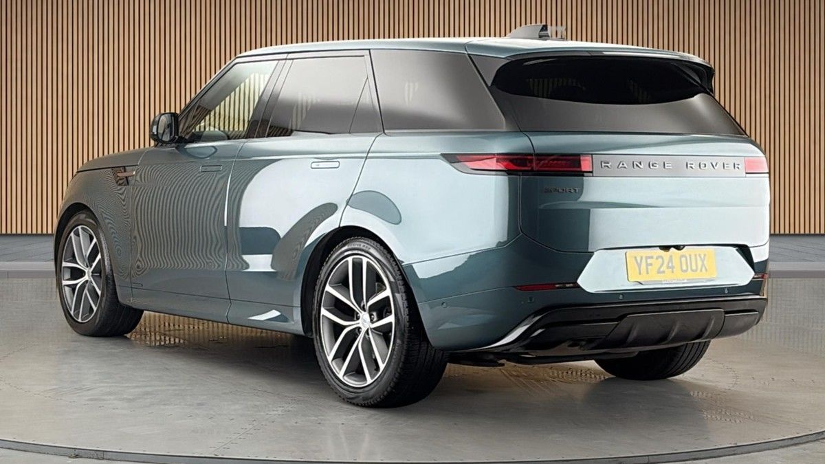 Land Rover Range Rover Sport Image 2