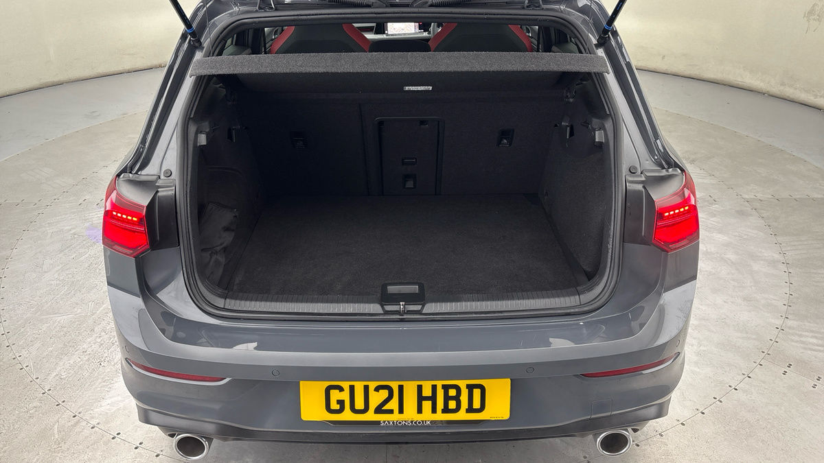 Volkswagen Golf Image 11