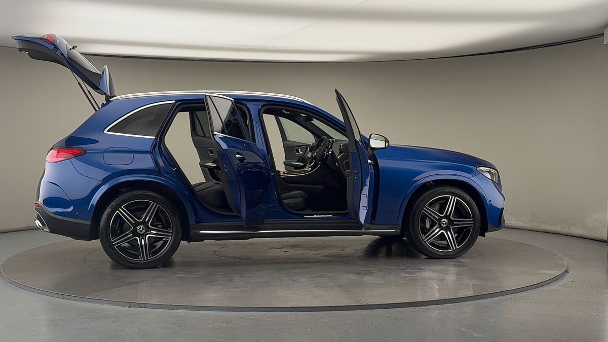 More views of Mercedes-Benz GLC