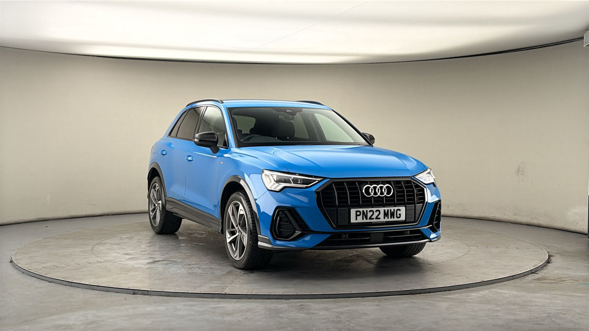 More views of Audi Q3