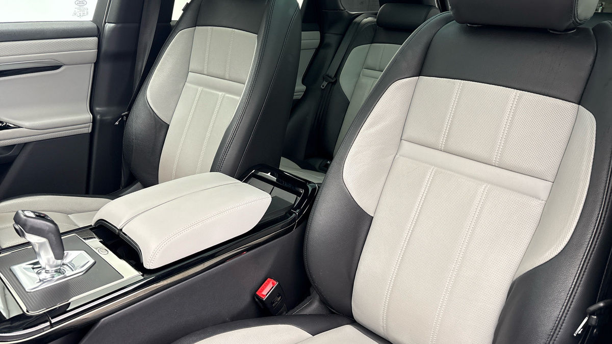 Land Rover Range Rover Evoque Image 7