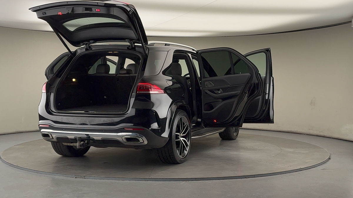 More views of Mercedes-Benz GLE