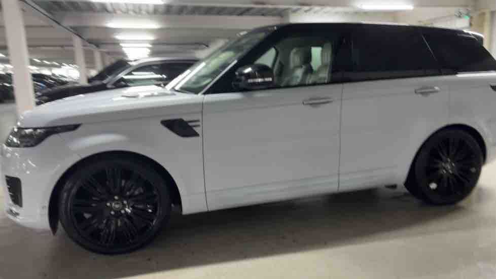 More views of Land Rover Range Rover Sport