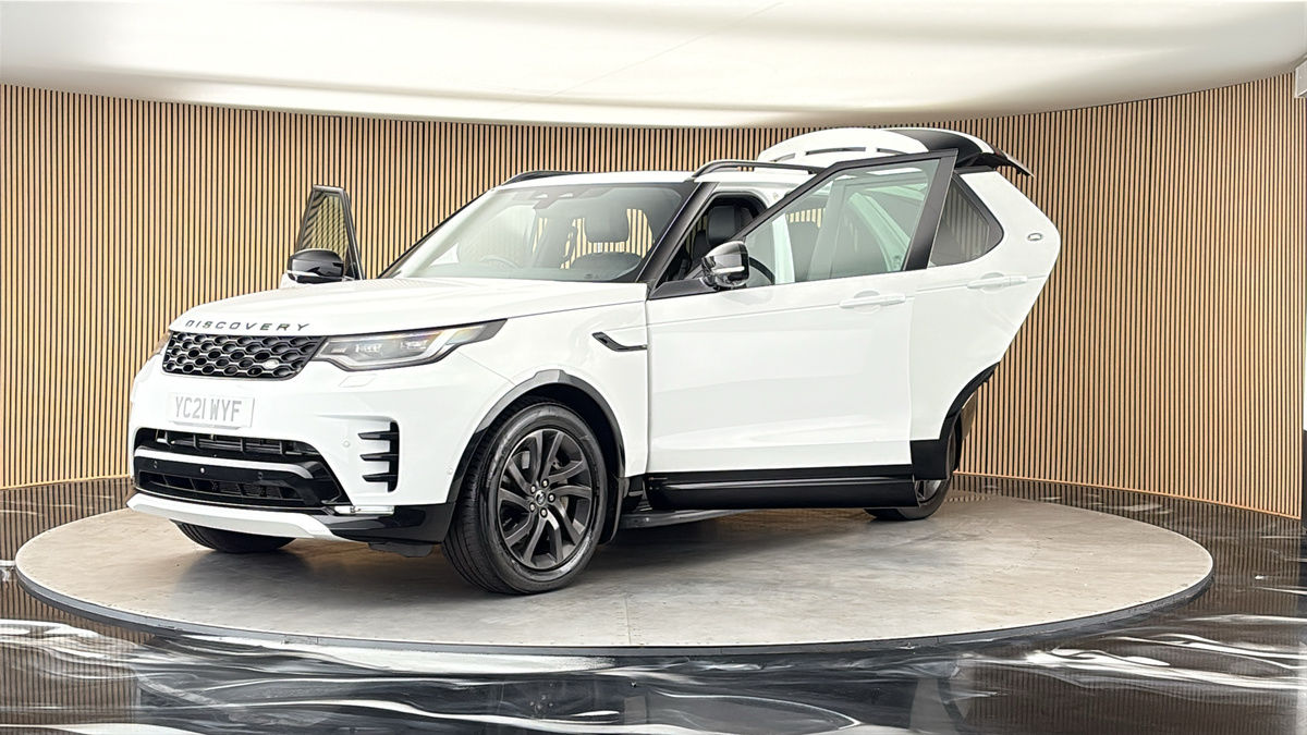 More views of Land Rover Discovery