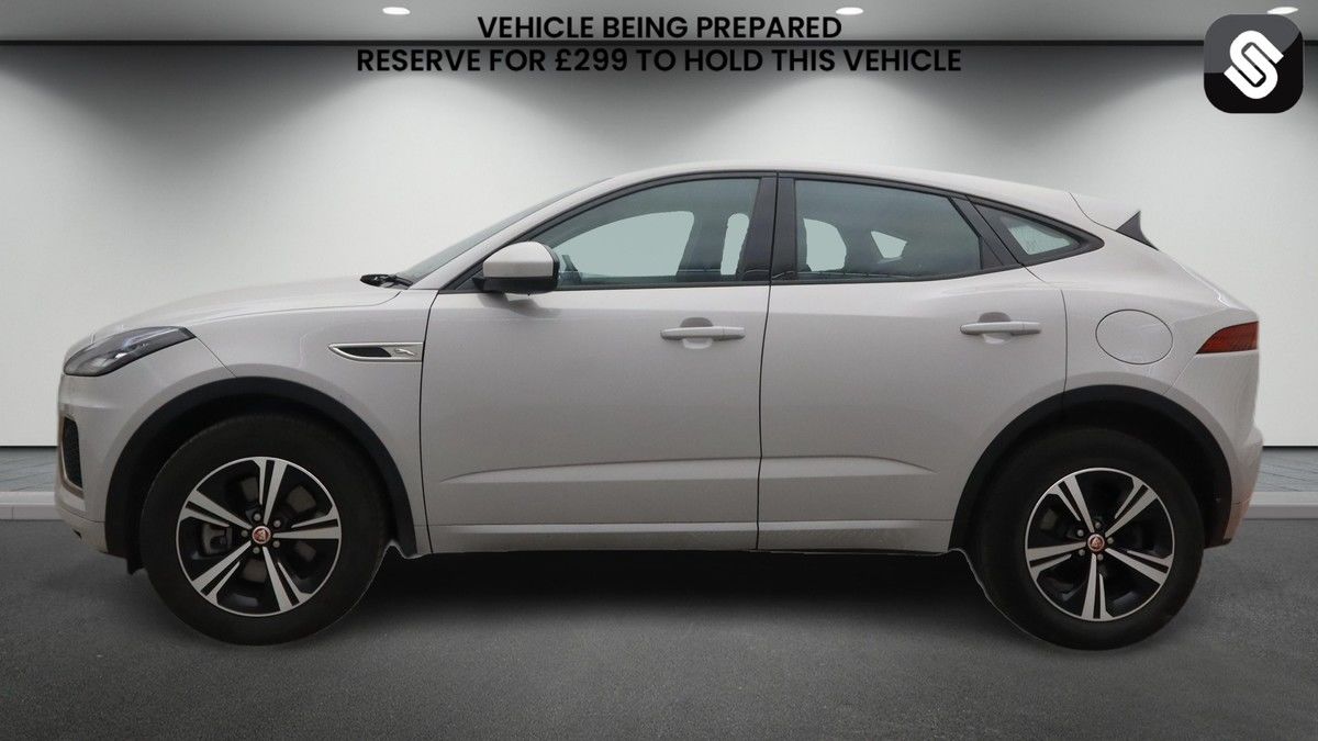 Jaguar E-PACE Image 6