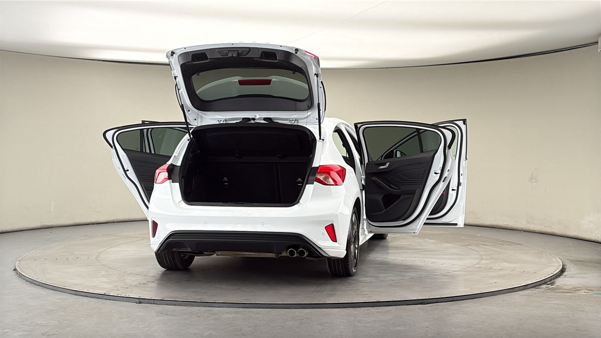 More views of Ford Focus