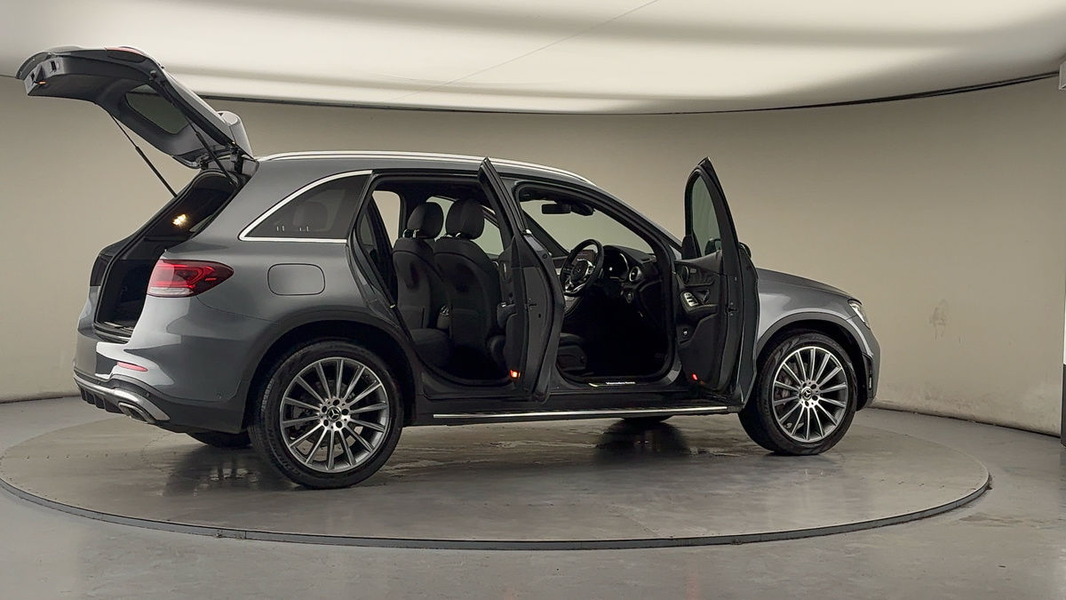 More views of Mercedes-Benz GLC