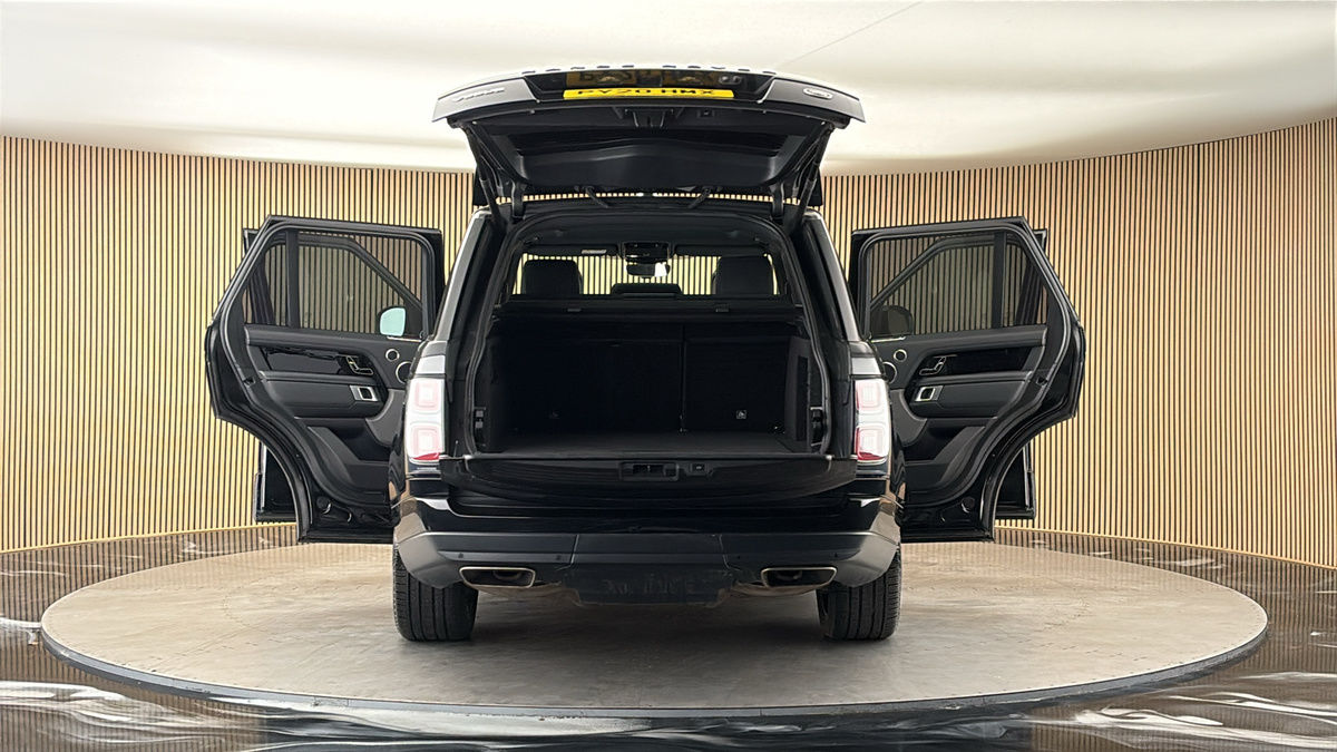 More views of Land Rover Range Rover