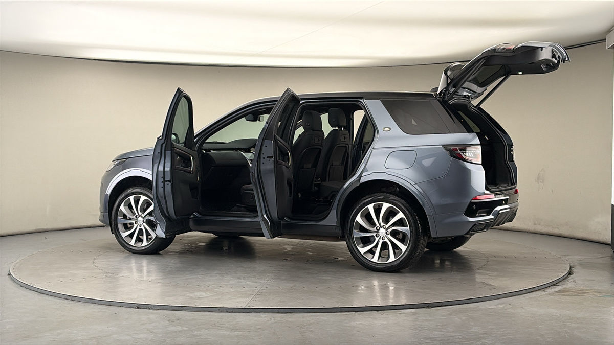 More views of Land Rover Discovery Sport