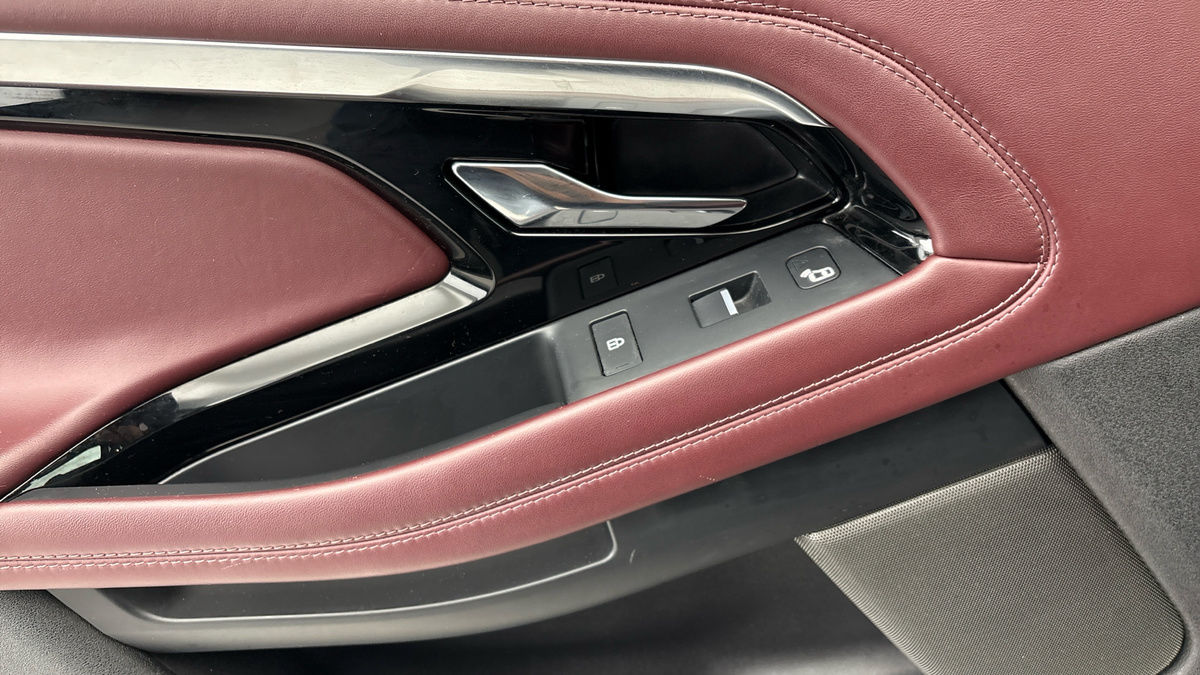 Land Rover Range Rover Evoque Image 19