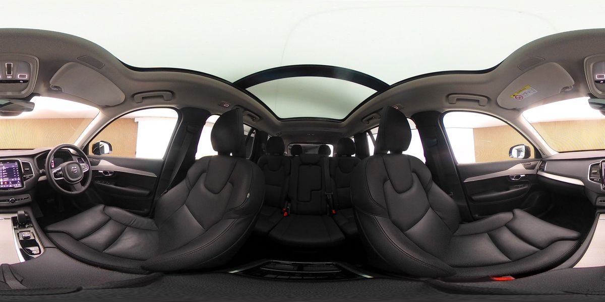 More views of Volvo XC90