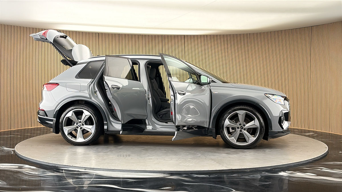 More views of Audi Q4 e-tron