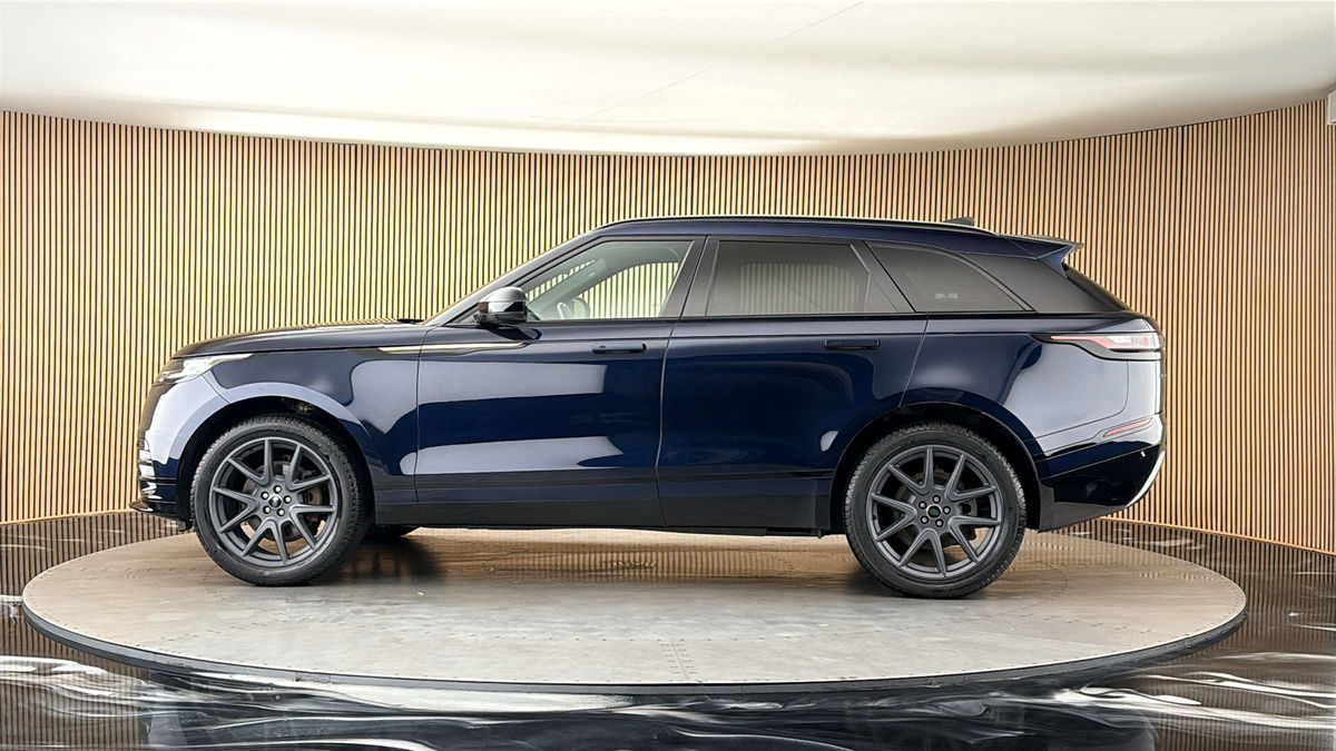 More views of Land Rover Range Rover Velar