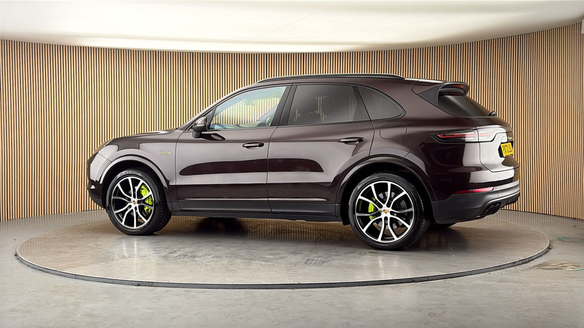 More views of Porsche Cayenne