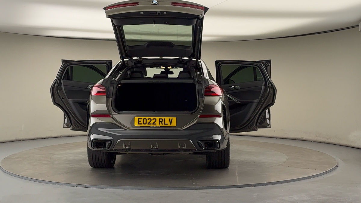 More views of BMW X6
