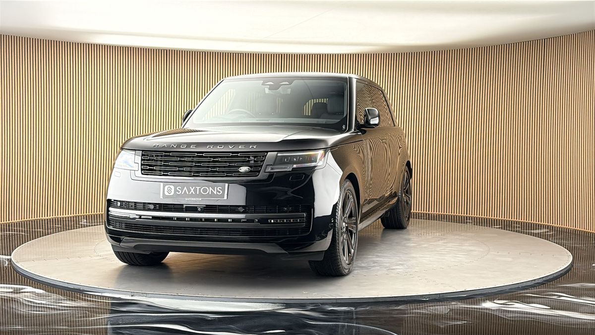 More views of Land Rover Range Rover