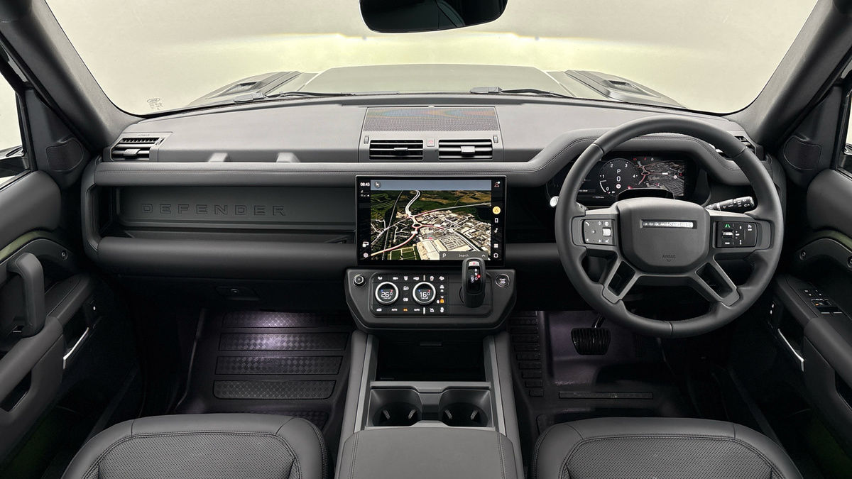Land Rover Defender 90 Urban Image 12