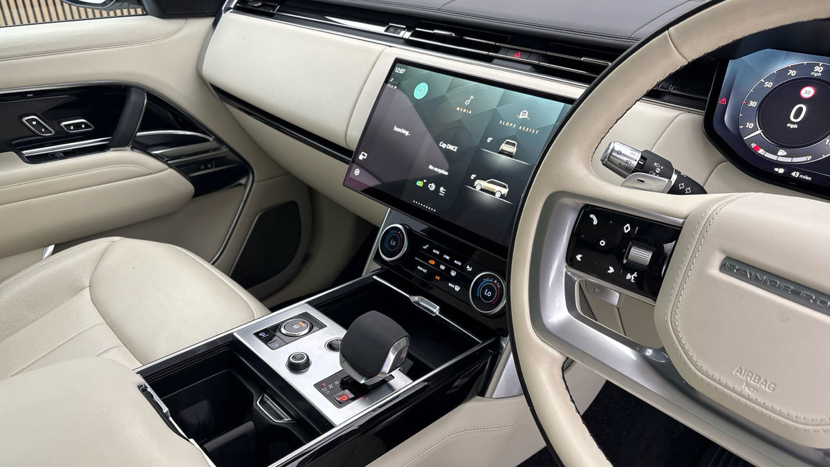 Land Rover Range Rover Image 18