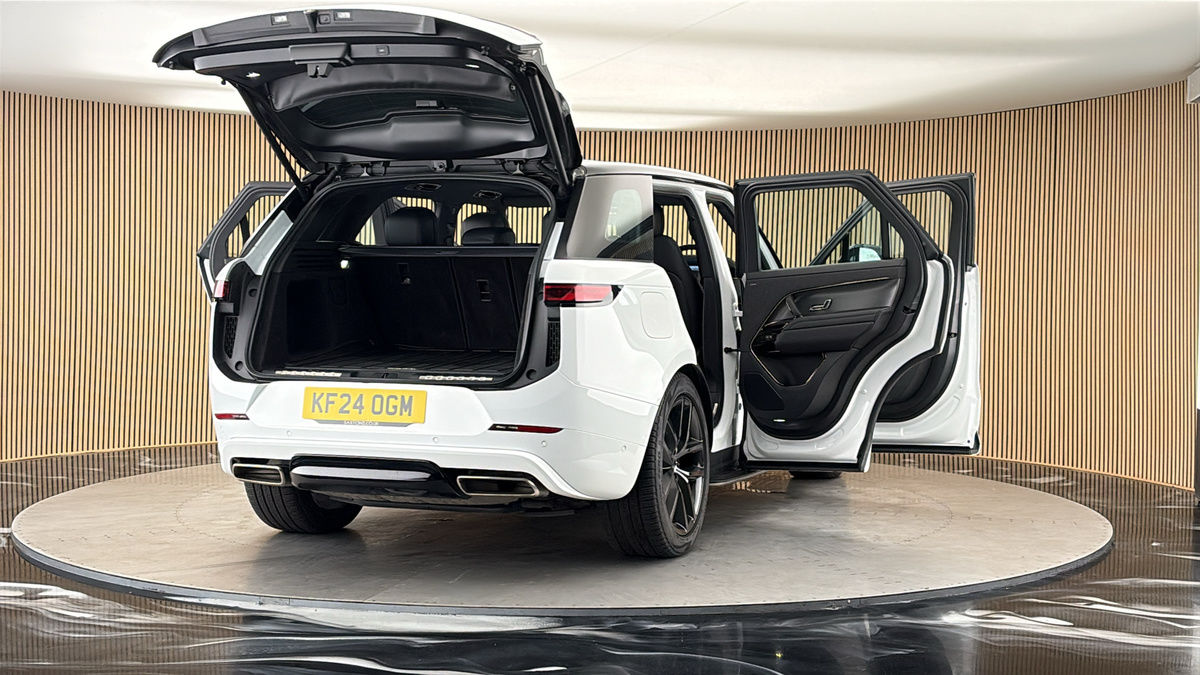 More views of Land Rover Range Rover Sport