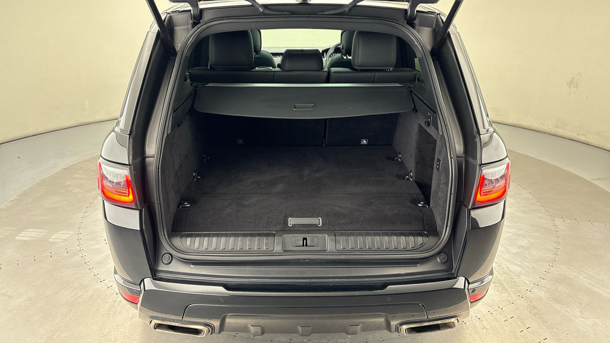 Land Rover Range Rover Sport Image 11