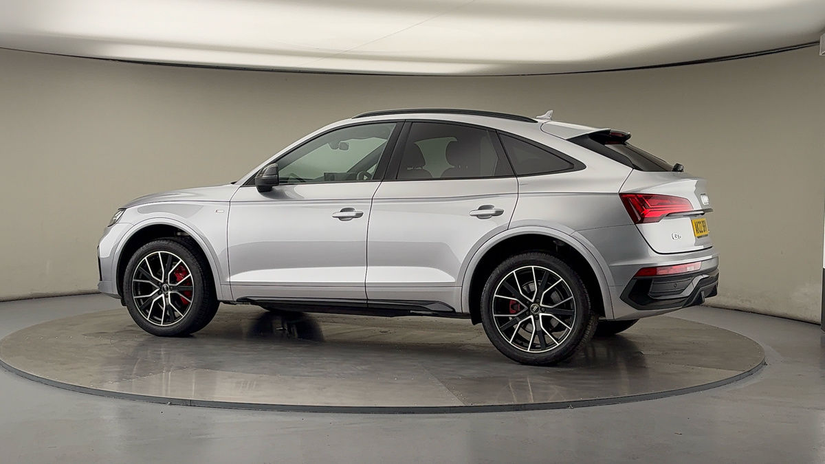More views of Audi Q5