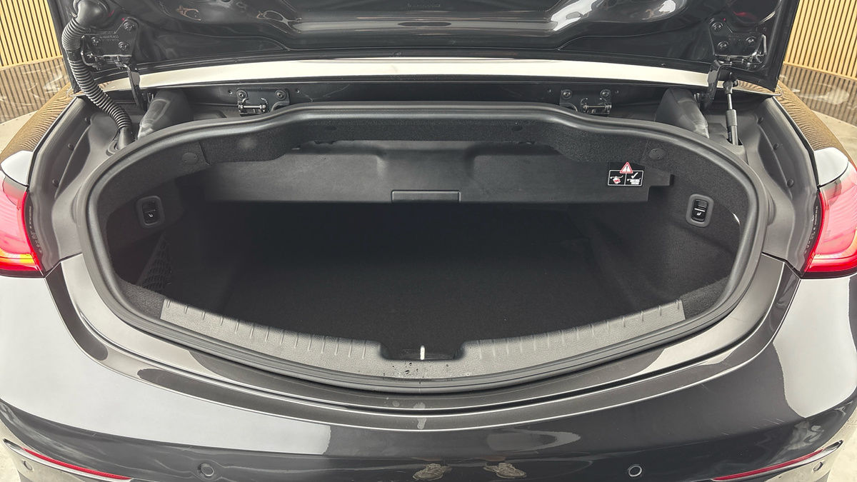 Mercedes-Benz CLE Image 11