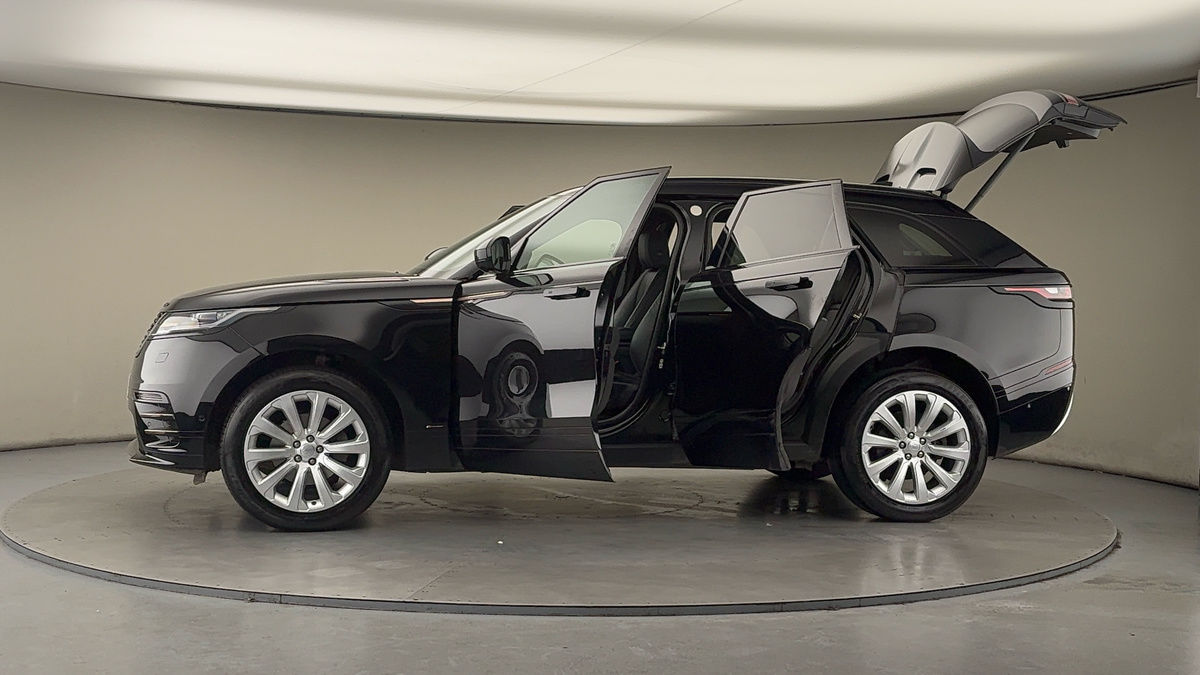 More views of Land Rover Range Rover Velar