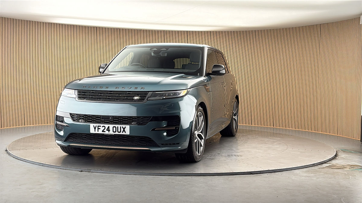 More views of Land Rover Range Rover Sport