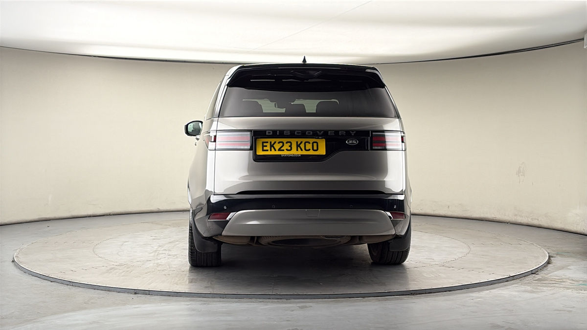 More views of Land Rover Discovery