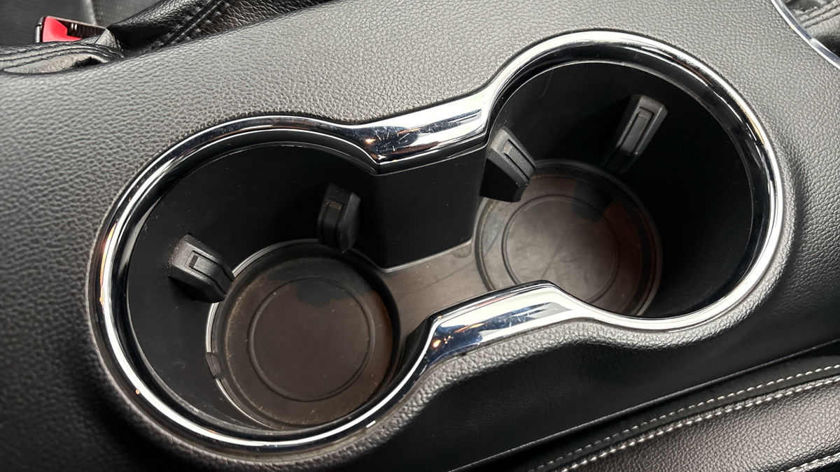 Ford Mustang Image 25