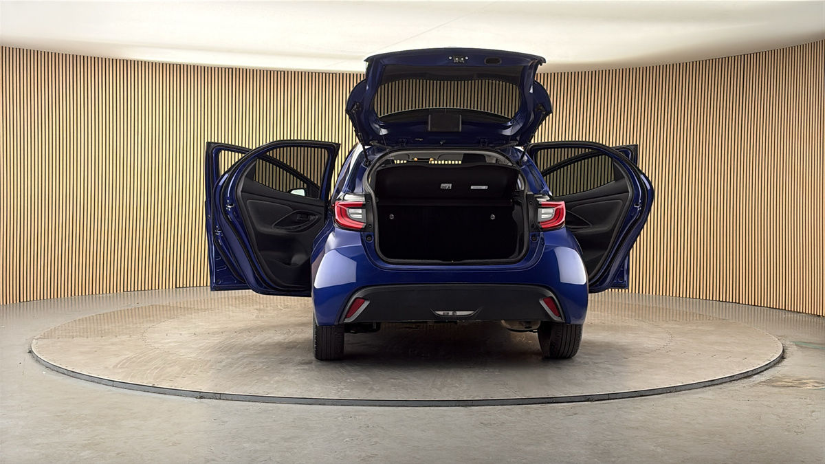 More views of Toyota Yaris