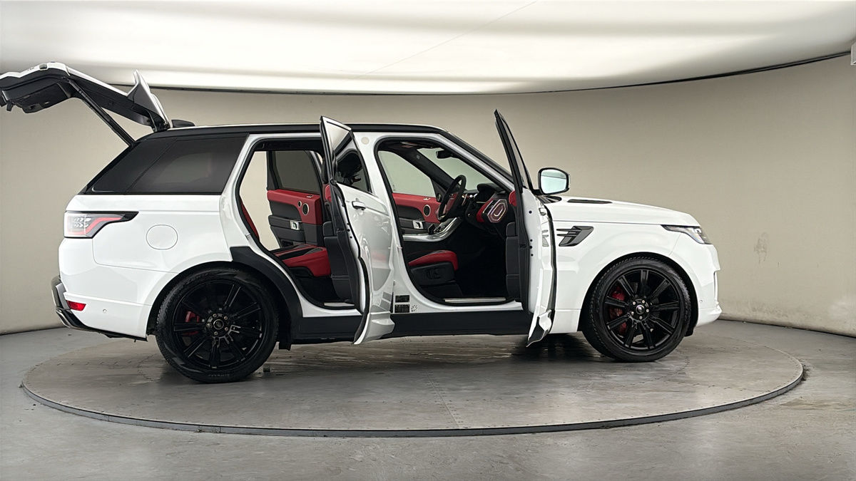 More views of Land Rover Range Rover Sport