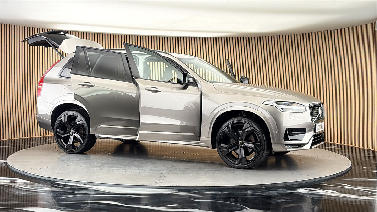 More views of Volvo XC90