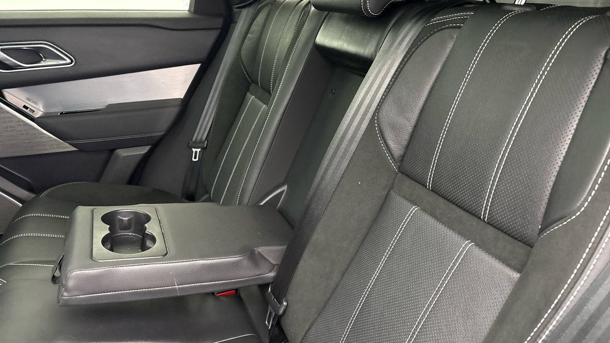 Land Rover Range Rover Velar Image 9