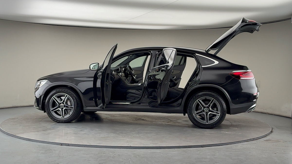 More views of Mercedes-Benz GLC