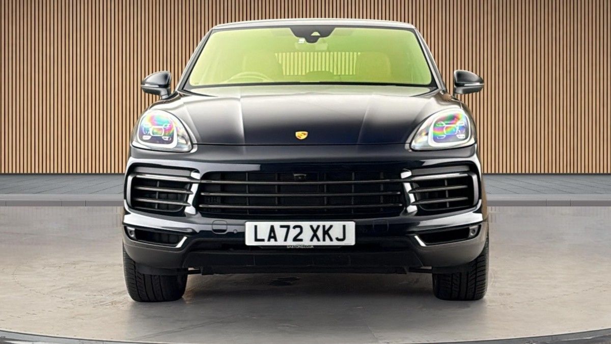 Porsche Cayenne Image 3