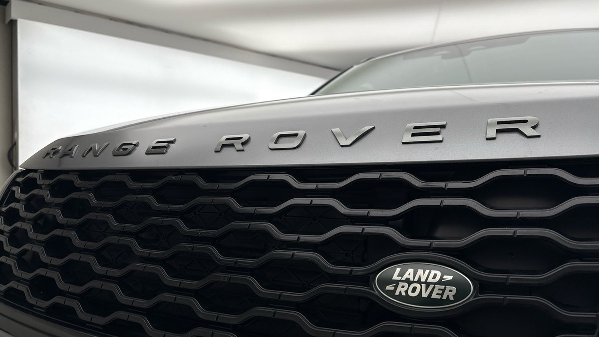 Land Rover Range Rover Velar Image 24