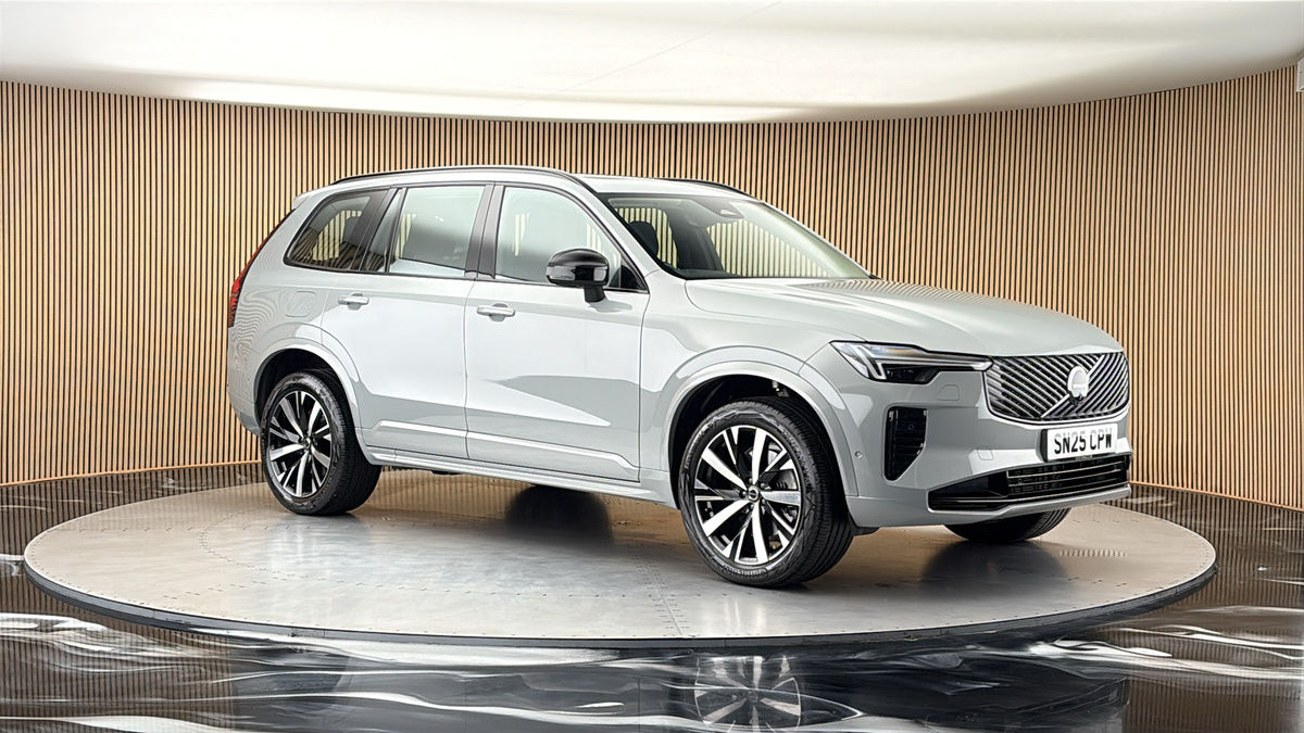 More views of Volvo XC90