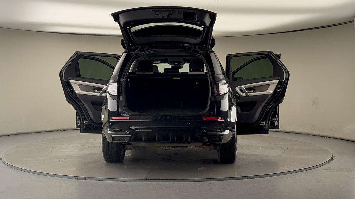 More views of Land Rover Discovery Sport