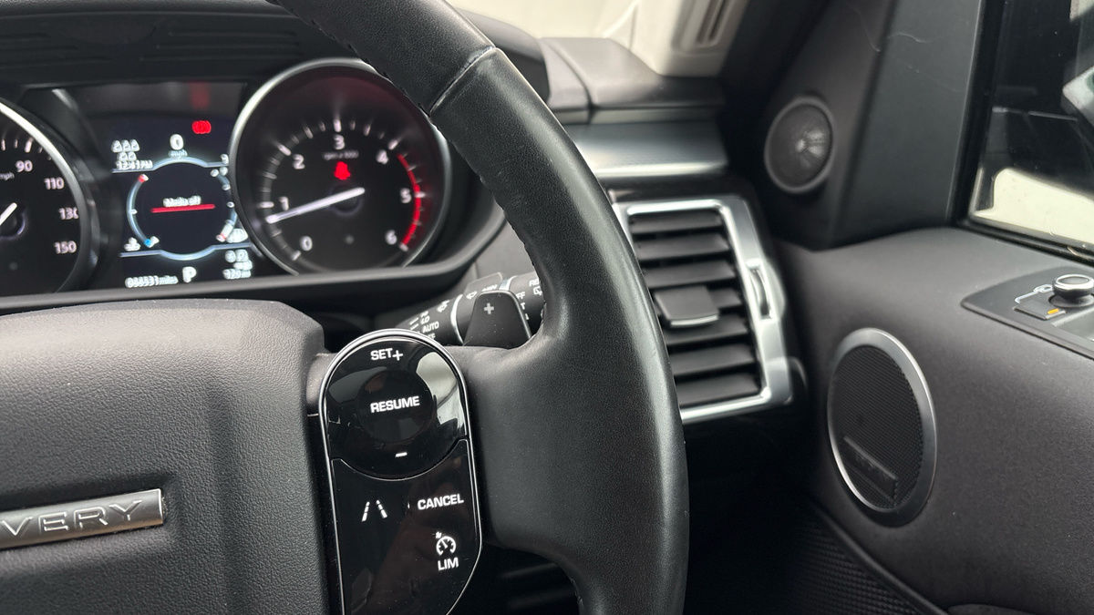 Land Rover Discovery Image 20