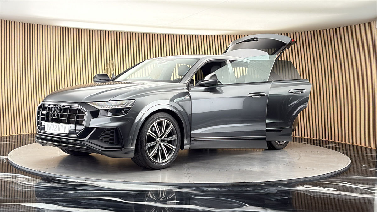 Audi Q8 Image 22