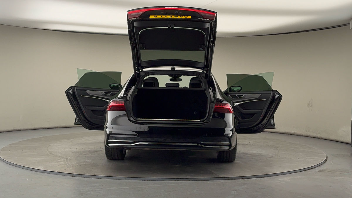 More views of Audi A7