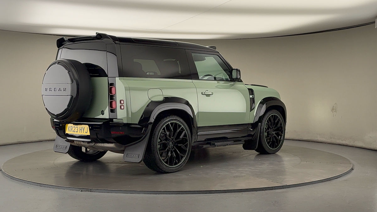 Land Rover Defender 90 Urban Image 21