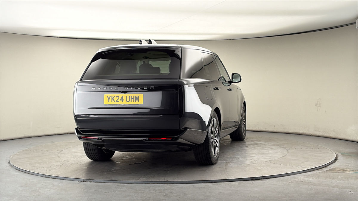 More views of Land Rover Range Rover